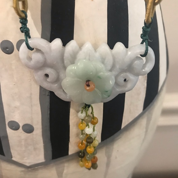 Jade Yogi Necklace - Picture 2 of 4